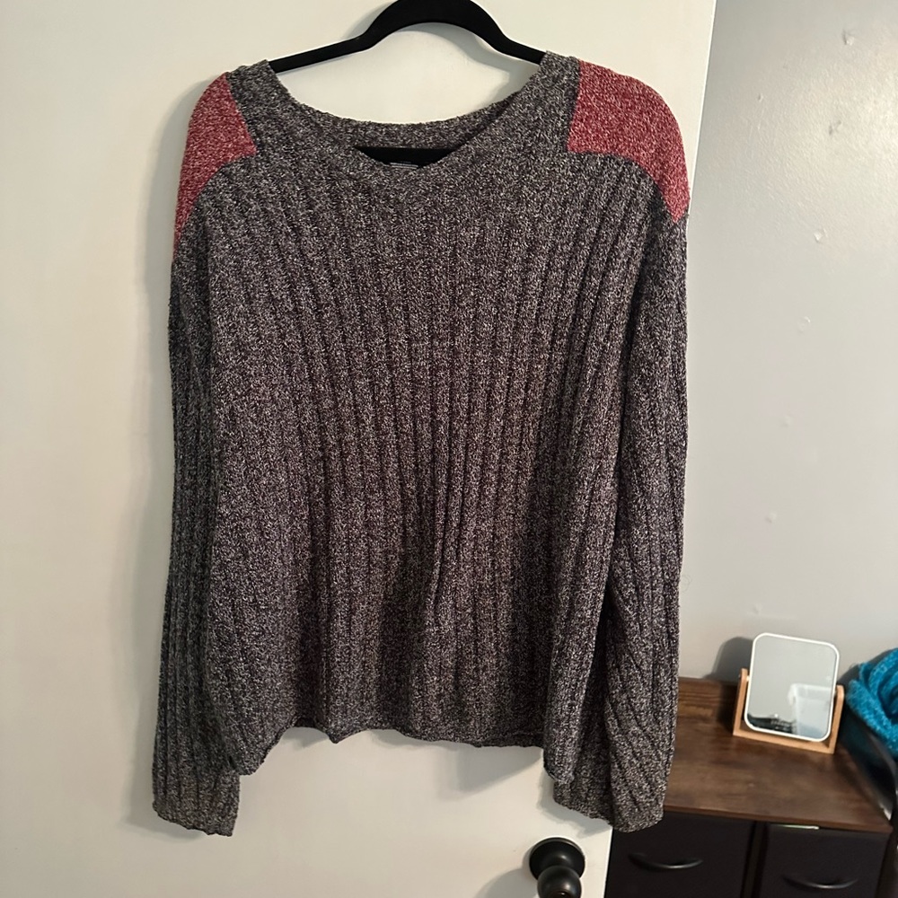 Tommy crew sweater